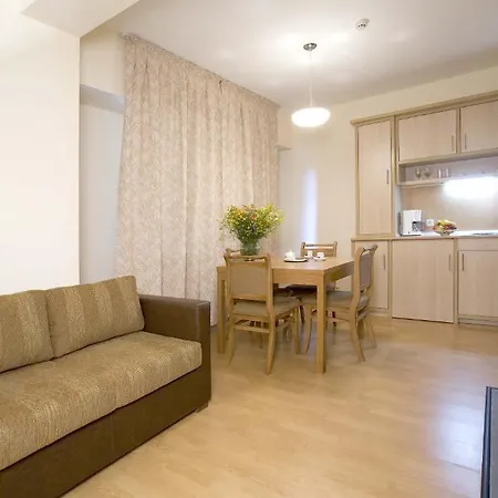 Effect Malina Aparthotel