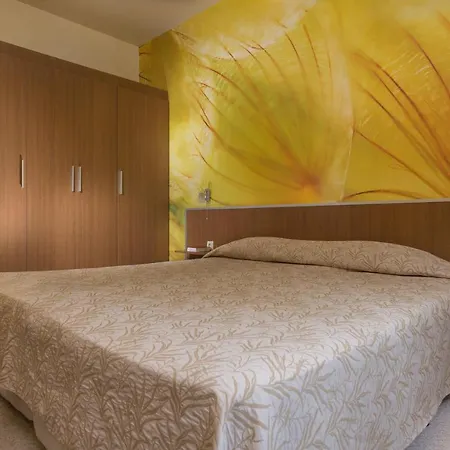 Effect Malina Apartahotel 3*